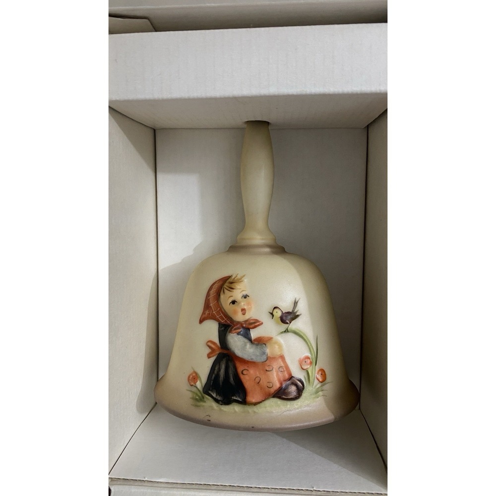 Goebel MJ Hummel Annual Bell 1981 Fourth Edition